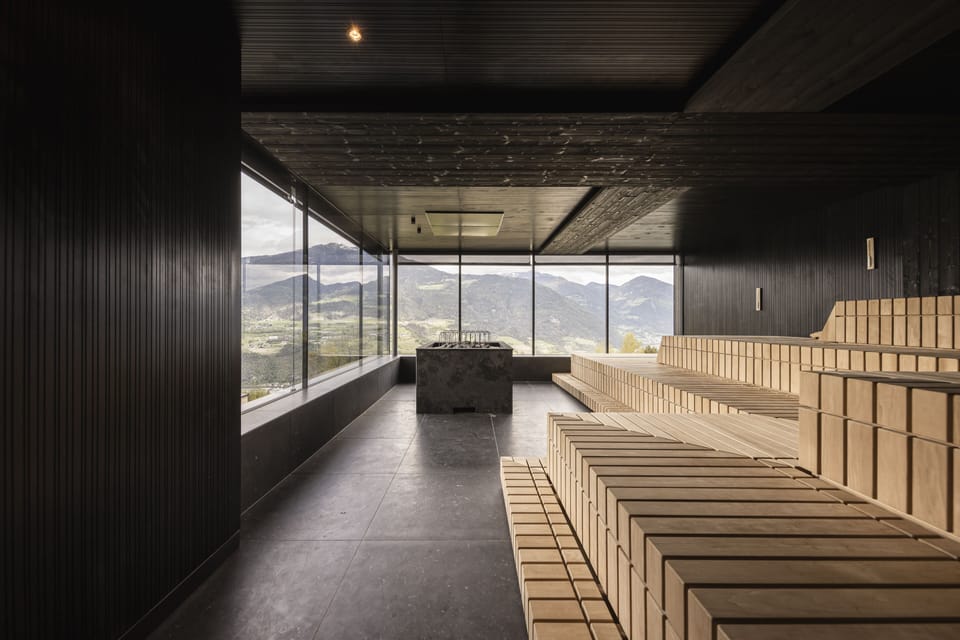 Sauna, hot tub, steam room, Turkish bath, body treatments, body wraps