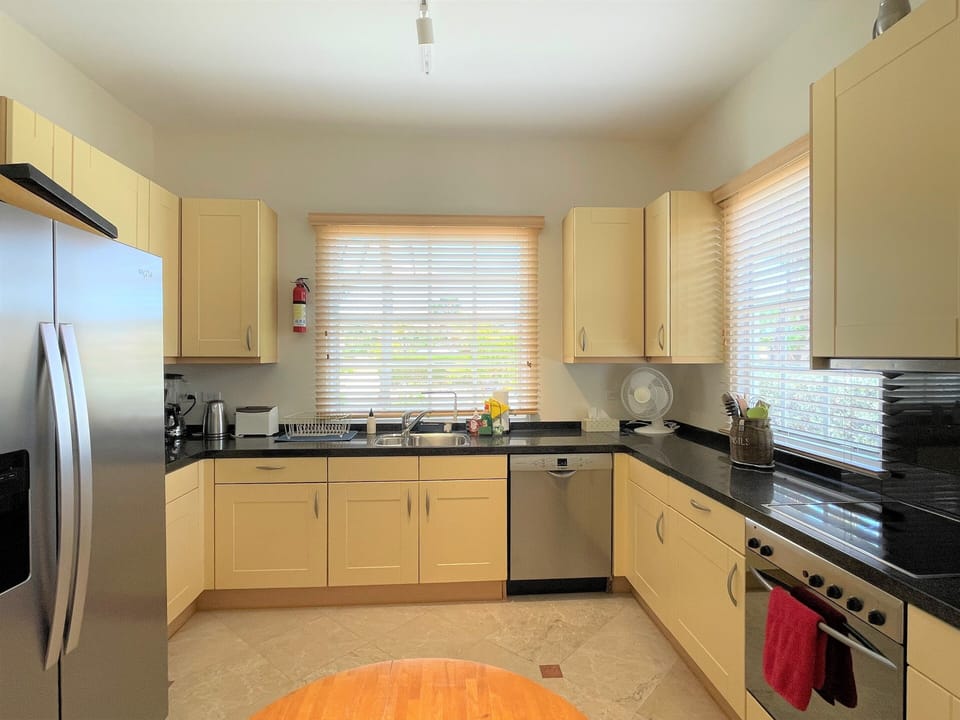 RentalsInAruba Tierra del Sol Vacation Rentals Villa with pool Happy Rentals 