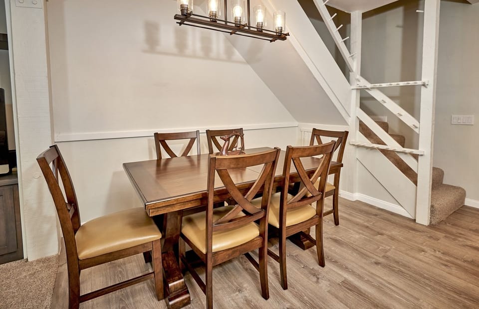 Chair, Furniture, Hardwood, Flooring, Floor