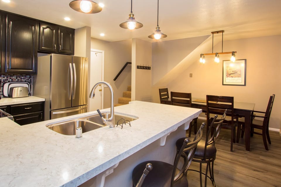 Chair, Furniture, Indoors, Room, Kitchen