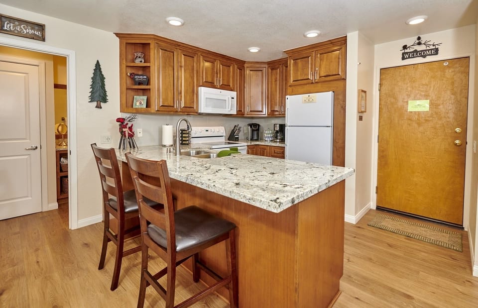 Kitchen Island, Indoors, Room, Hardwood, Flooring