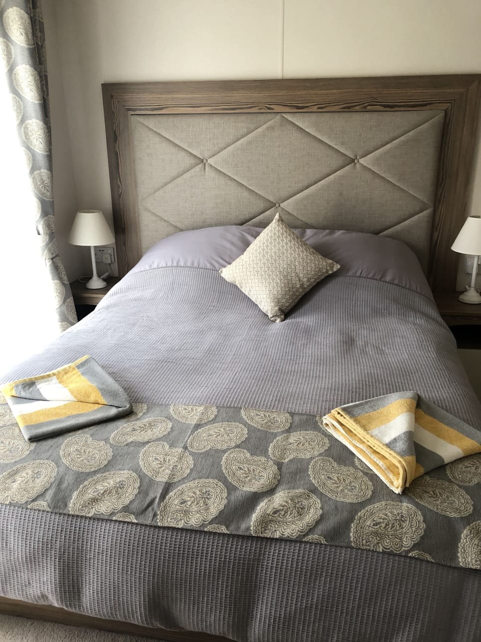 King size bedroom 