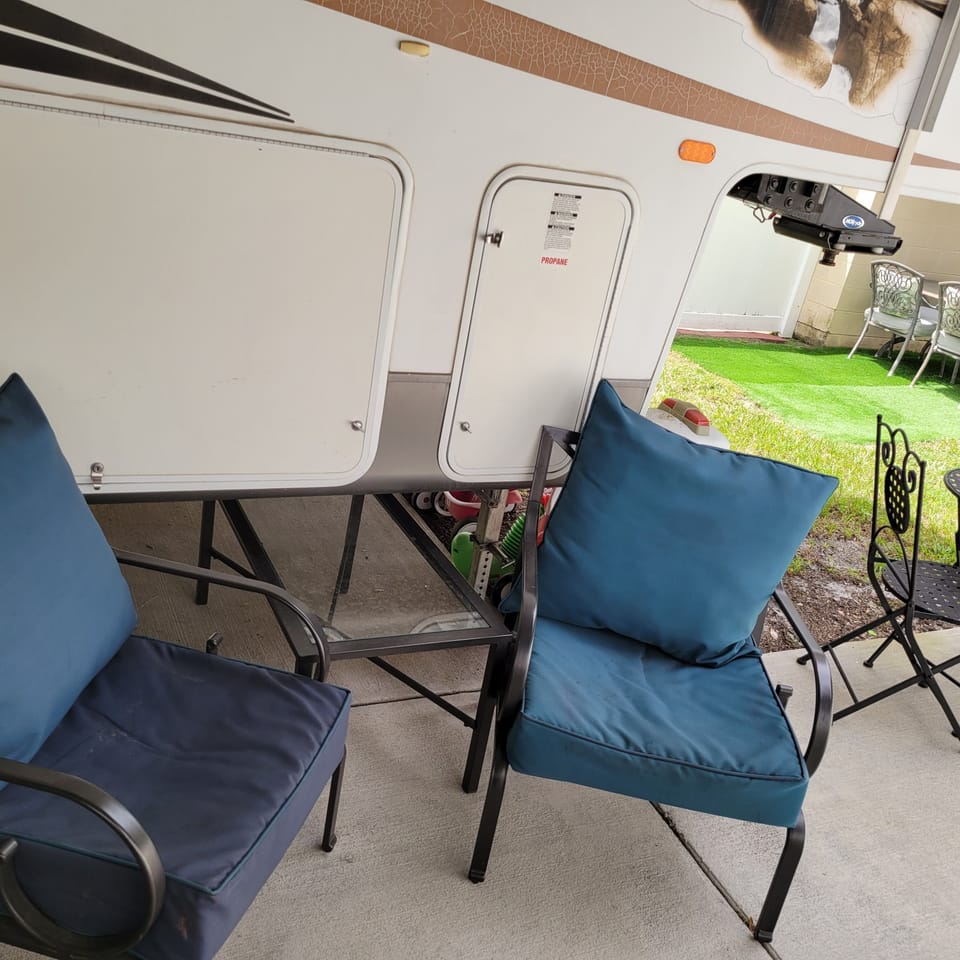 quiet and comfy outdoor patio