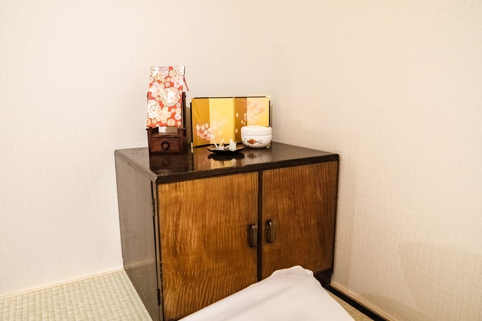 Comfort Studio, Non Smoking | Desk, bed sheets