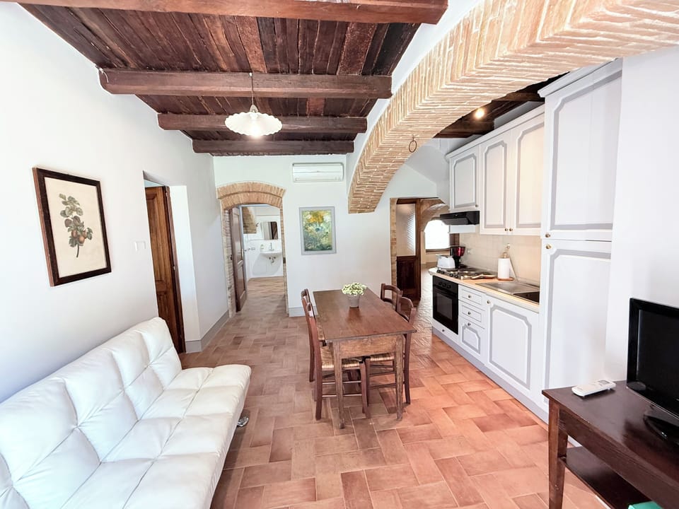 House, 4 Bedrooms, Private Pool, Garden View | Living room