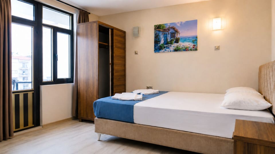 Standard Double Room, 1 Double Bed, Garden View | WiFi (free), bed sheets