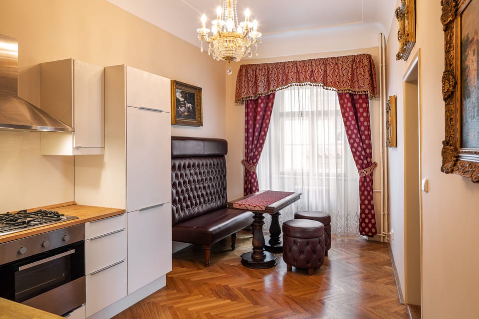 Apartment Astronomical Clock | Private kitchen | Full-size fridge, stovetop, electric kettle, cookware/dishes/utensils
