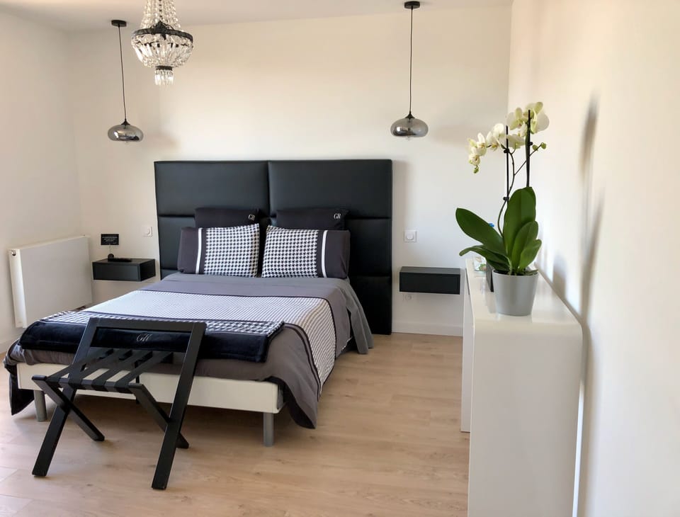 Business Room | Premium bedding, individually decorated, individually furnished, desk