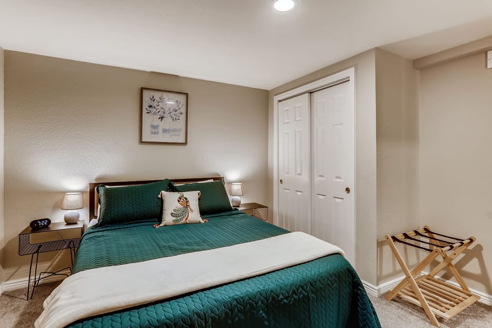 Downstairs queen bedroom