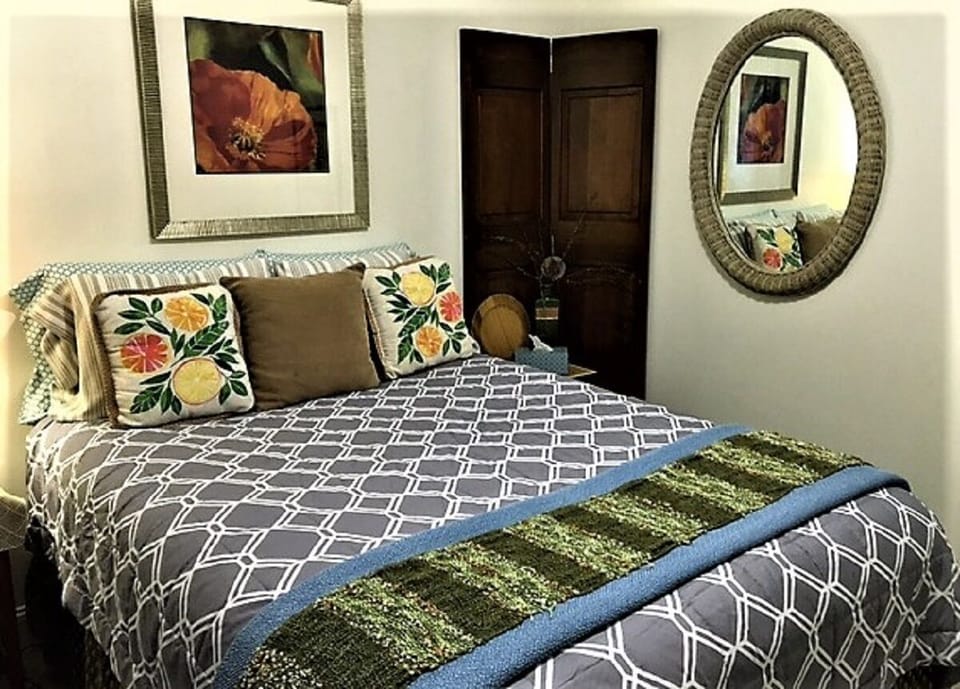 2nd bedroom
