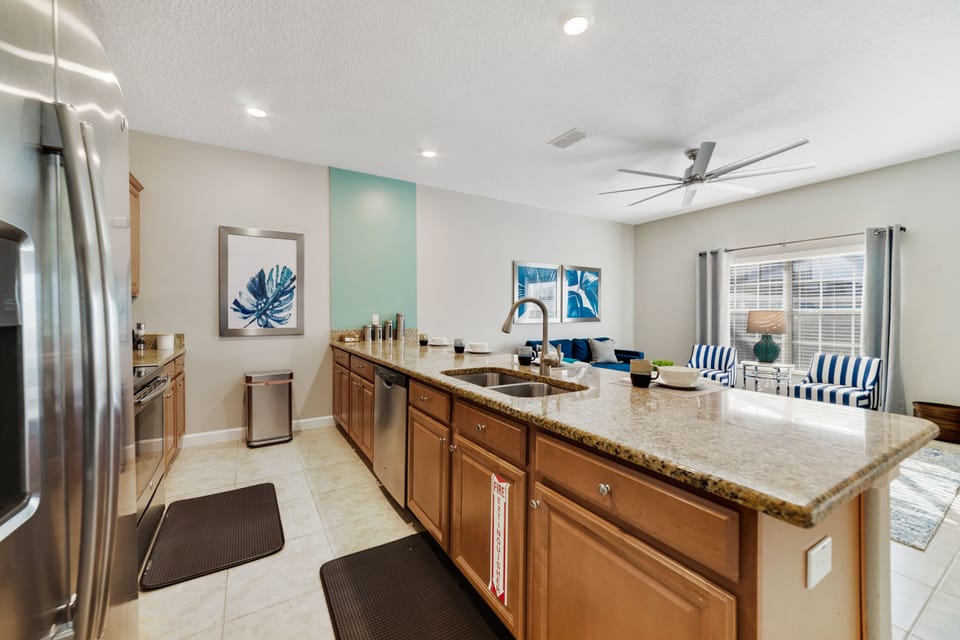 Fully equipped kitchen with a counter-top