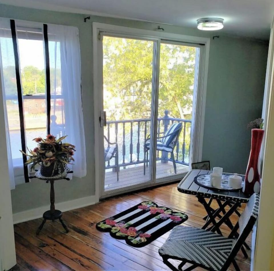 Hallway also has a bistro table for coffee in the morning and a beautiful view.
