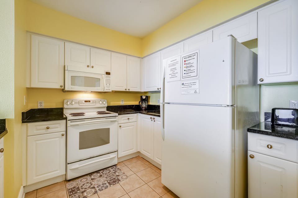 Full Size Kitchen