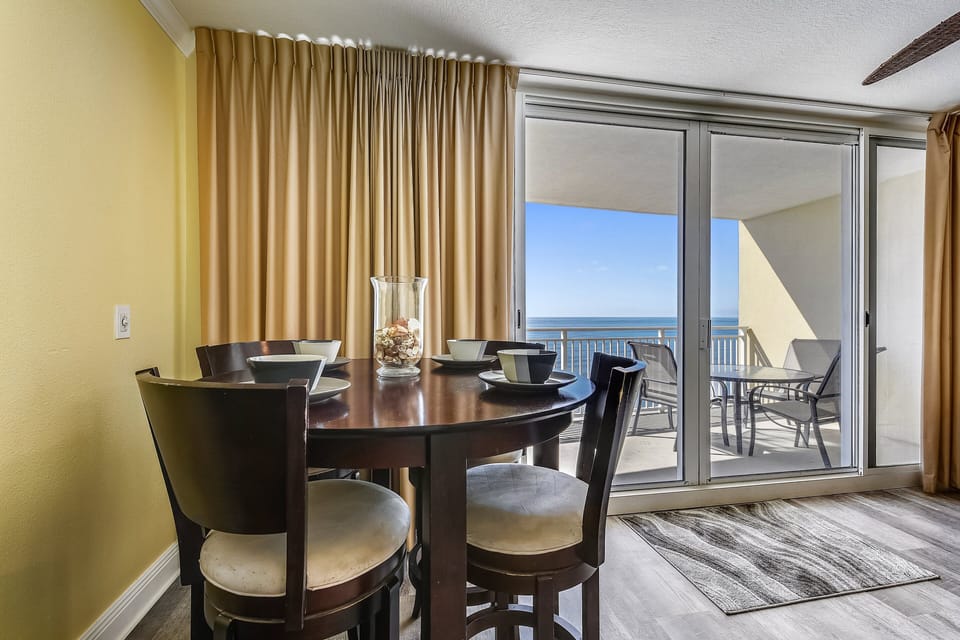 Gulf Front Dining Area