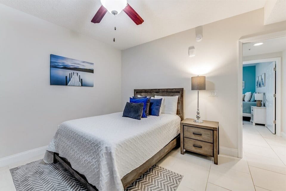 Third bedroom with full bed