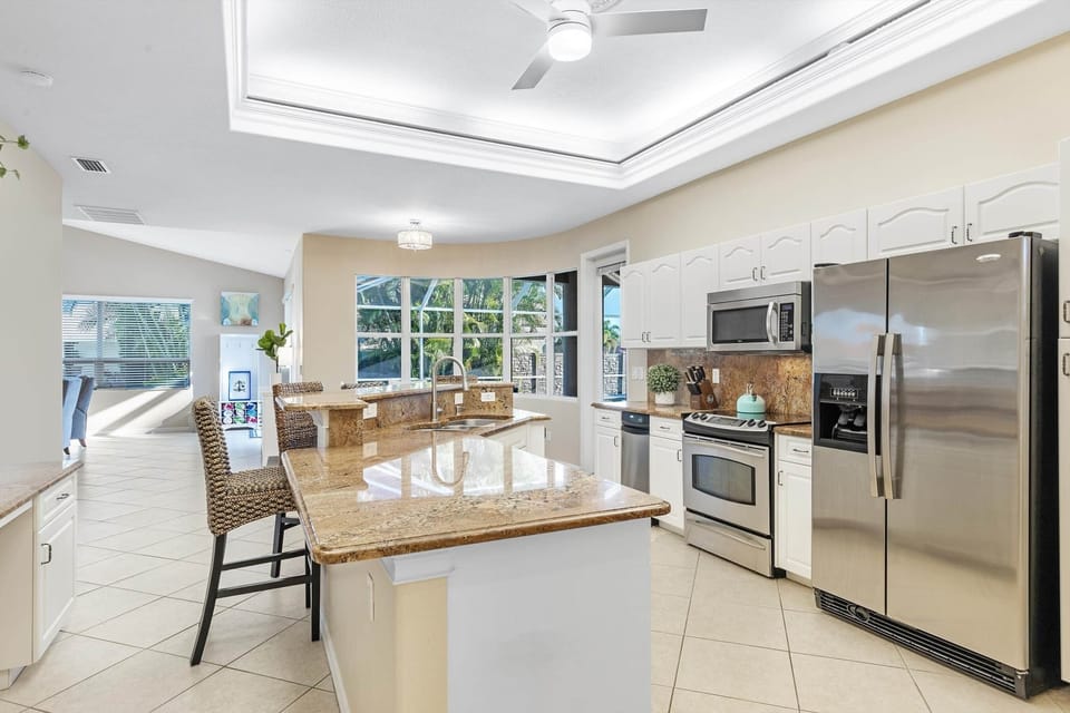 Kitchen (1)