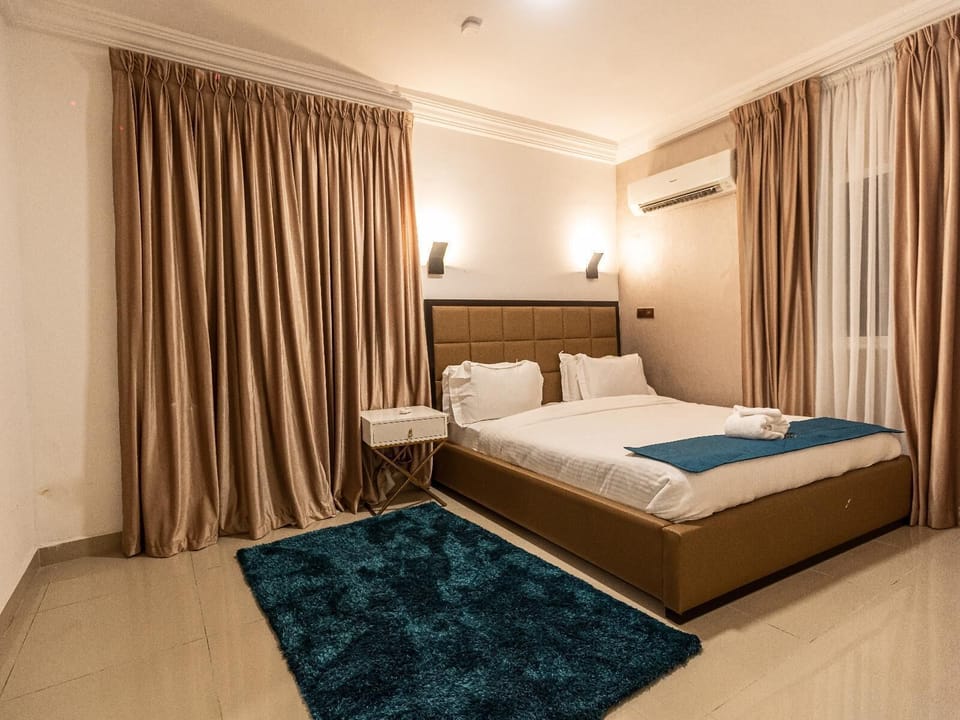 Apartment | 3 bedrooms, iron/ironing board, free WiFi, bed sheets