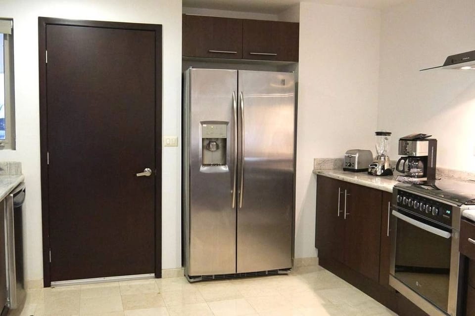 Kitchen and appliance