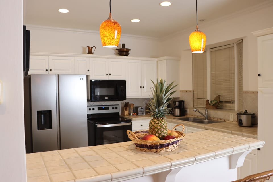 Fully equipped with brand new appliances 