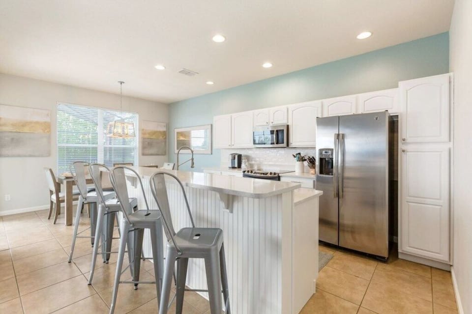 Breakfast Bar