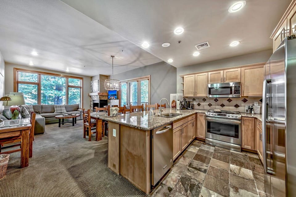Kitchen/living room