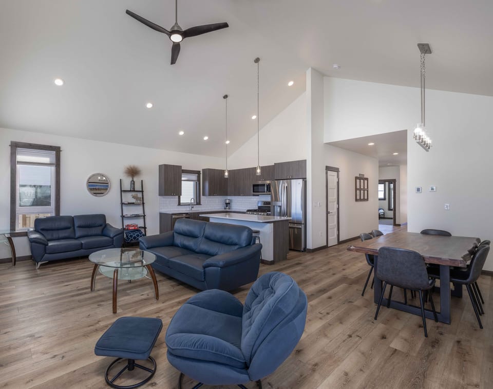 Great room w/ kitchen and dining room.