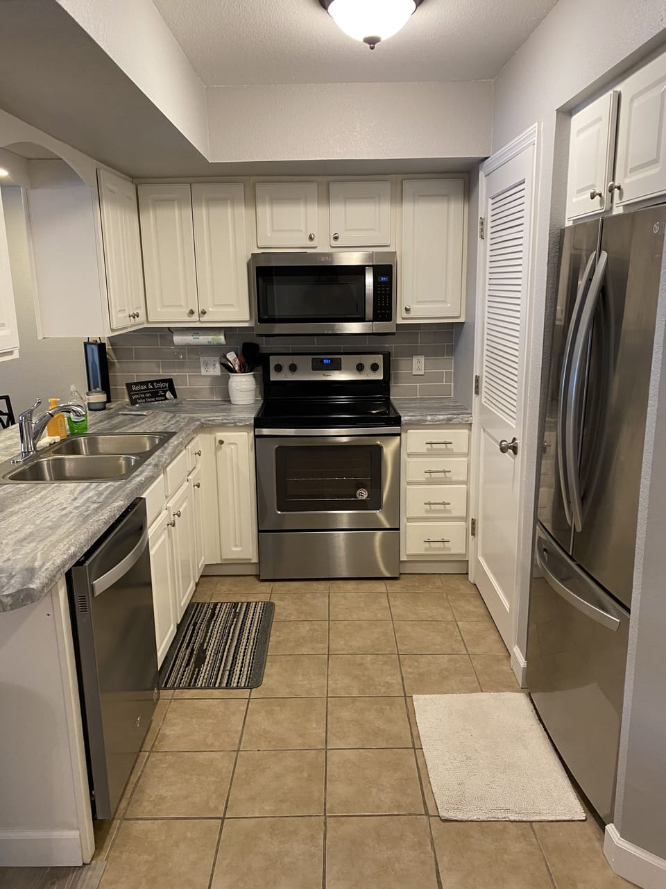 Nice updated kitchen 