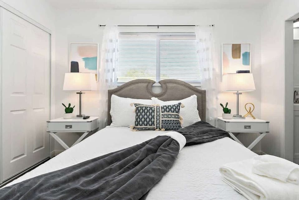 After a busy day spent hiking or in The Strip, our bedrooms will be your welcome retreat!
