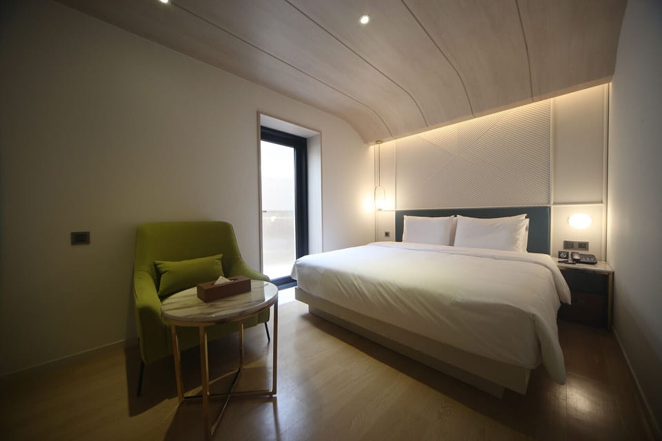 Executive Penthouse (Hinoki Bath,Terrace,Glamping,Styler) | Blackout drapes, iron/ironing board (on request), WiFi (free)
