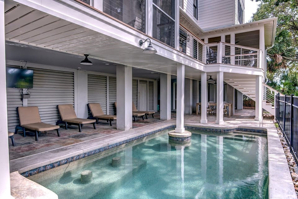 Private Pool - heatable for extra fee