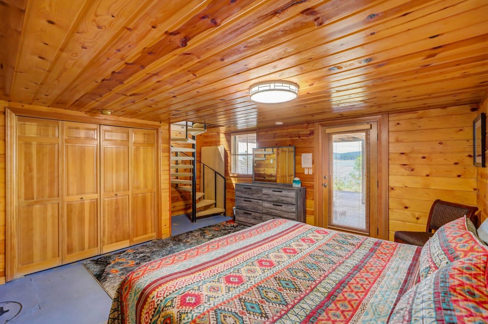 Bedroom on lowest level