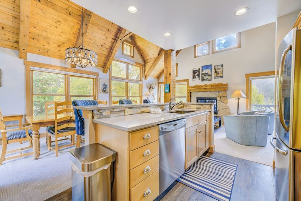 House (3 Bedrooms) | Exterior