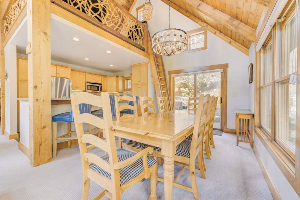 House (3 Bedrooms) | Property amenity