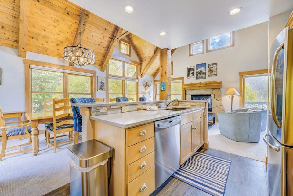 House (3 Bedrooms) | Property amenity