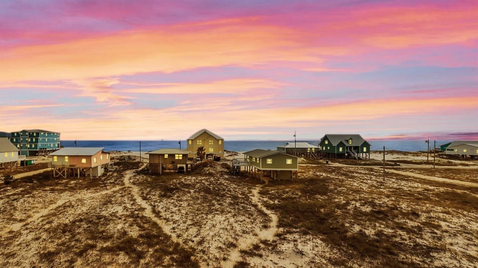 Nightly views at sunset time.