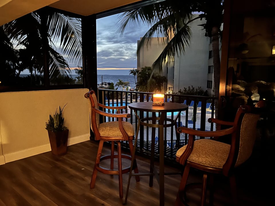 Master bedroom enclosed balcony- which opens up as well 