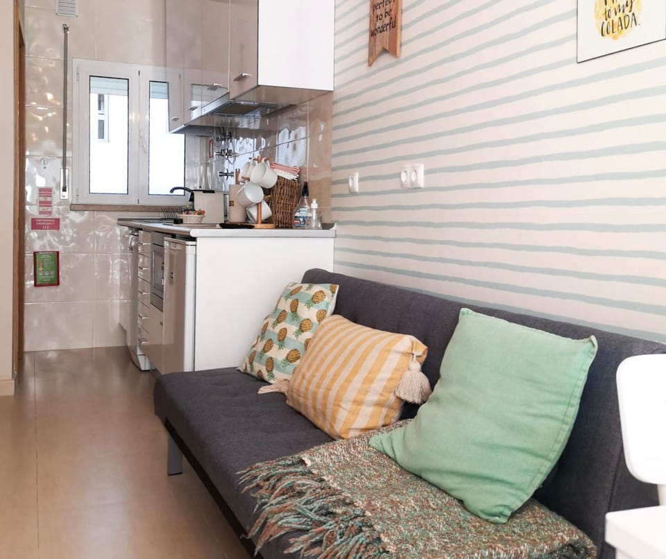 Sala de estar com kitchenette