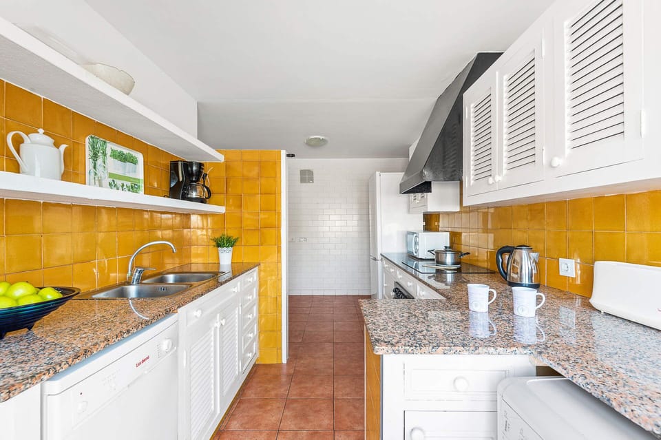 Villa Mercedes image