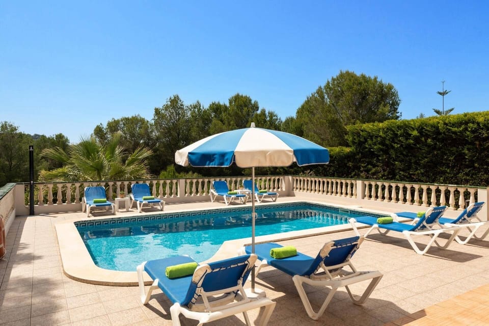 Villa Manuel image