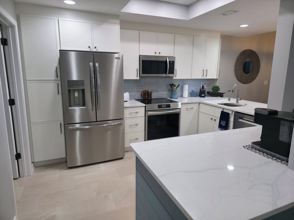 New kitchen with everything you need!