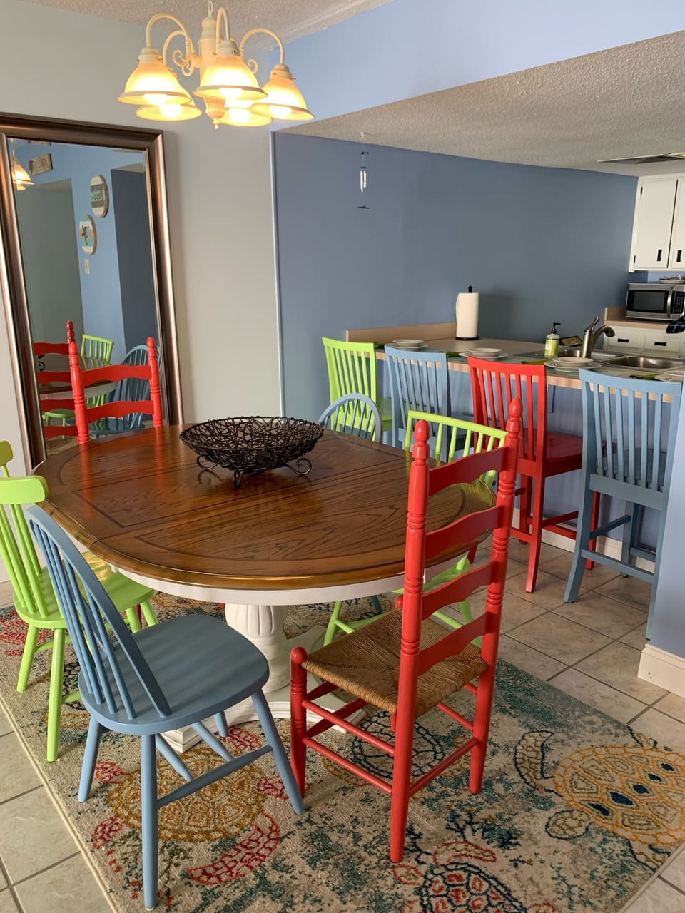 Enjoy your meals with plenty of colorful seating 