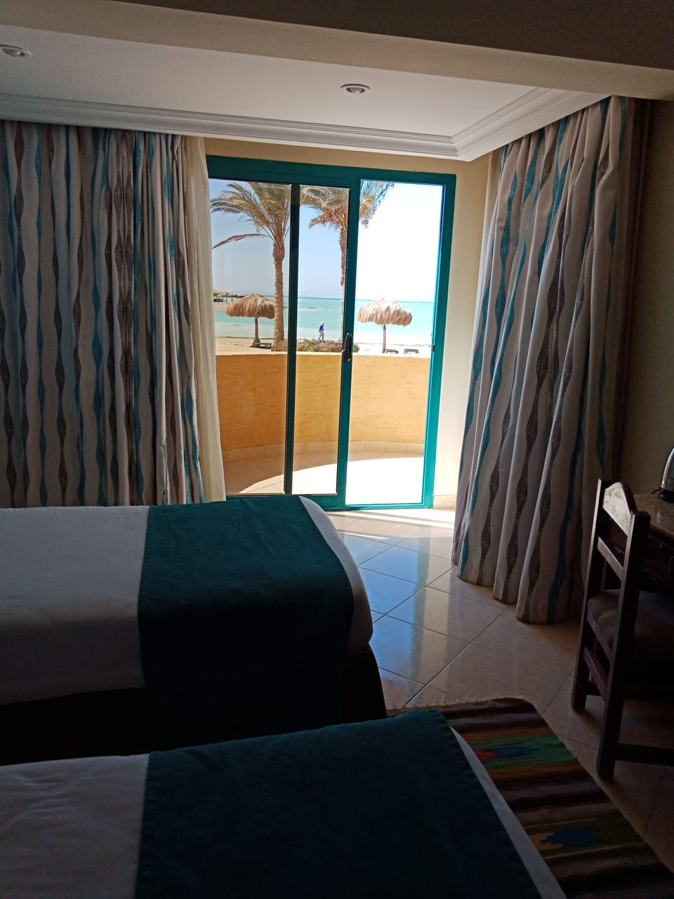 Minibar, desk, free WiFi, bed sheets
