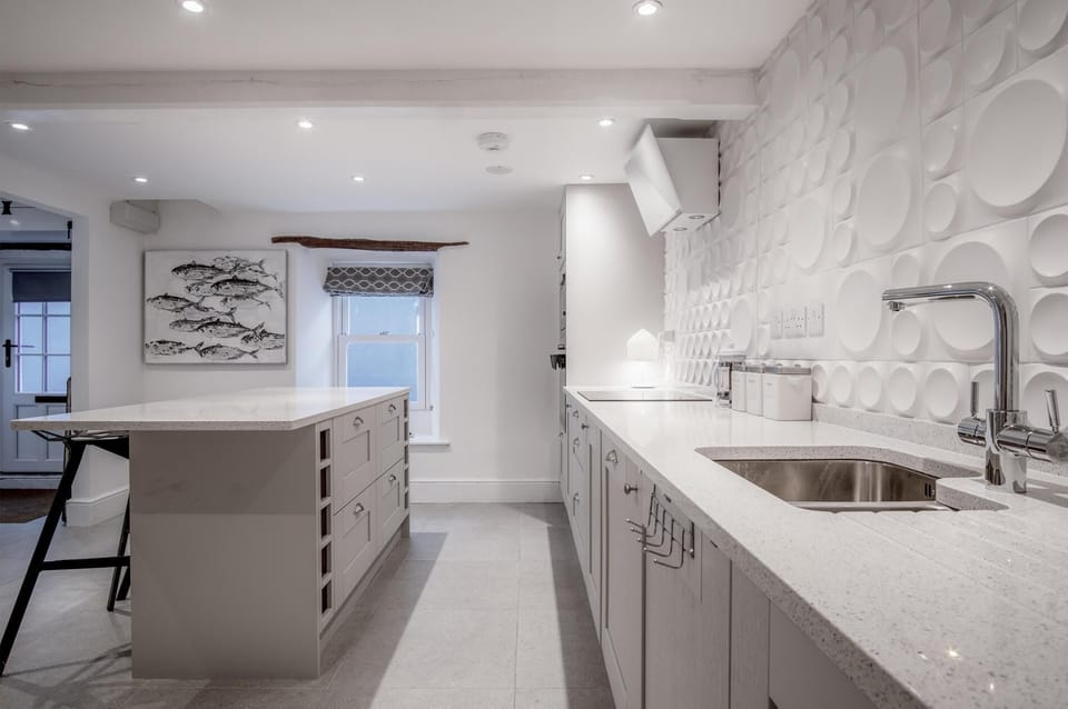 Caleb's Cottage - 4 Bedroom Cottage - Solva (6565)