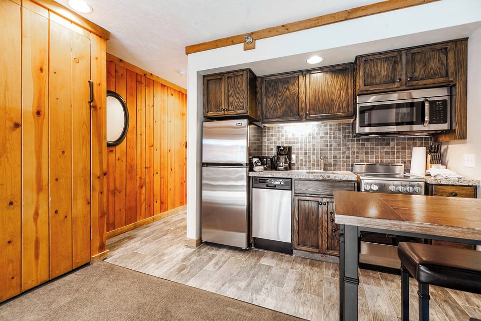Kitchenette