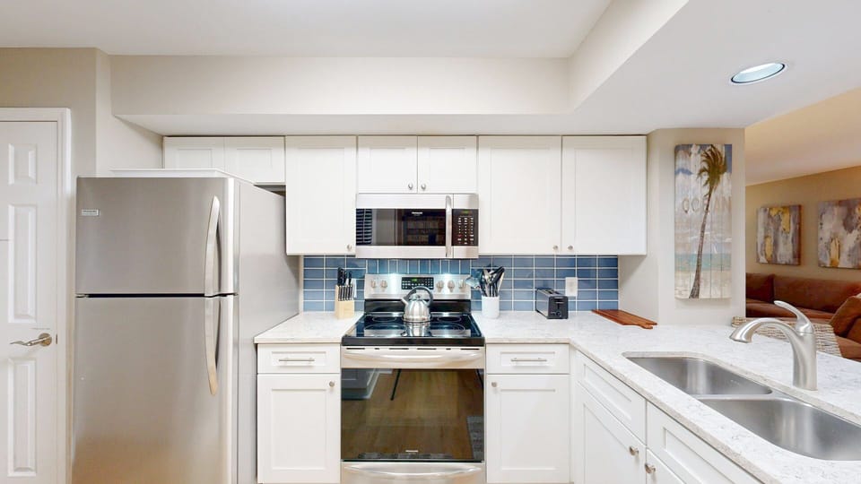 Fully Stocked Kitchen