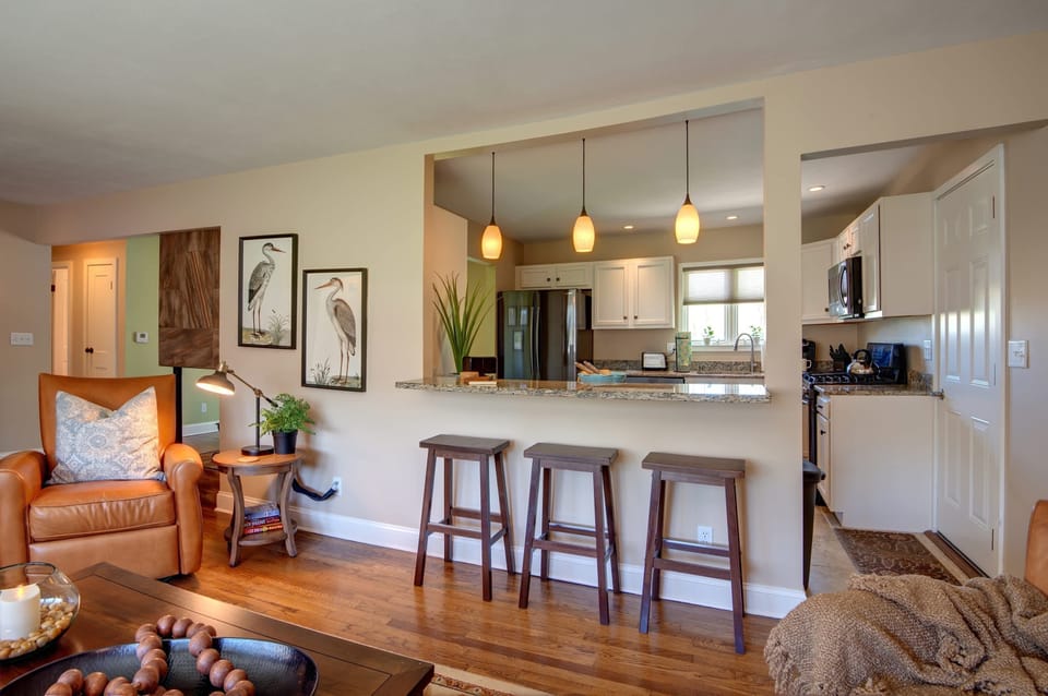 View of kitchen peninsula from living room