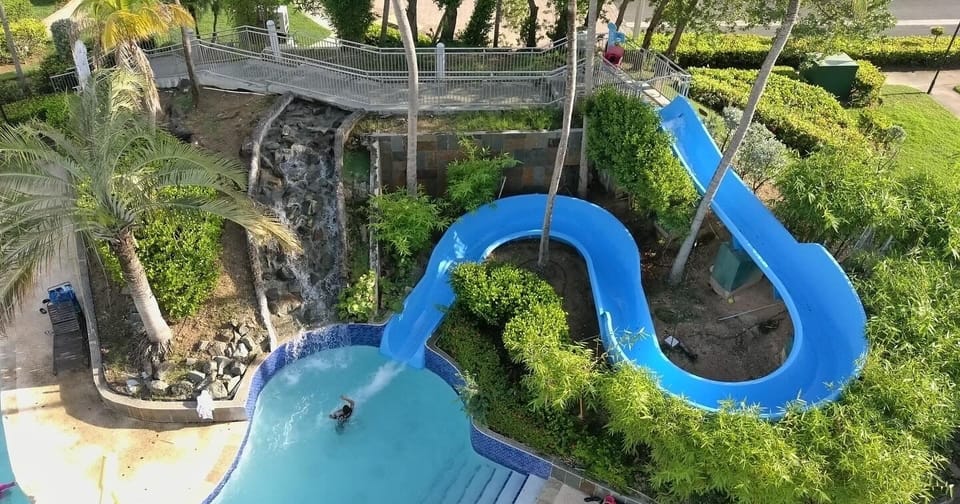 Main pool slide