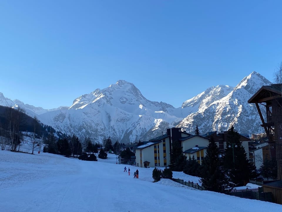 Snow and ski sports