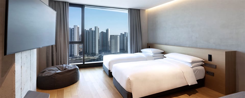 In-room safe, blackout drapes, soundproofing, WiFi (free)