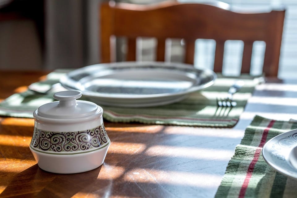 Set the table and settle in—easy meals feel a little more special here.
